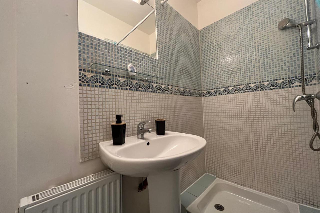 Le Studio Theolier Downtown - Close To Pedestrian Street Турнон-сюр-Рон Екстер'єр фото